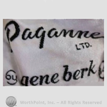 Clothing label : Paganne.