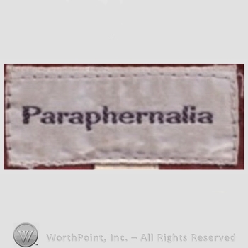 Clothing label : Paraphernalia.