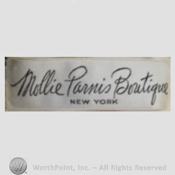 Clothing label : Mollie Parnis.