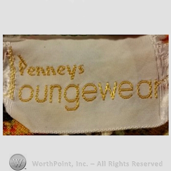 Clothing label : J.C. Penney.