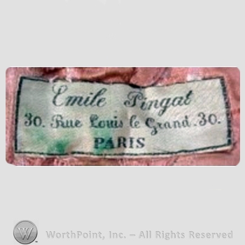 Clothing label : Pingat.