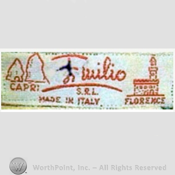 Clothing label : Emilio Pucci.