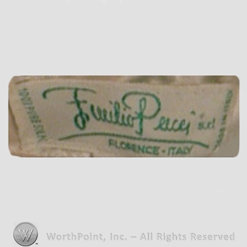 Clothing label : Emilio Pucci.