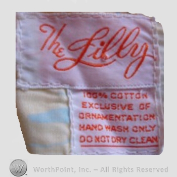 Clothing label : Lilly Pulitzer.