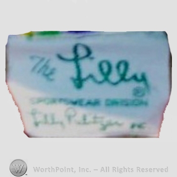Clothing label : Lilly Pulitzer.