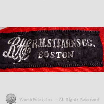 Clothing label : R. H. Stearns.