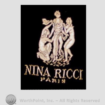 Clothing label : Nina Ricci.