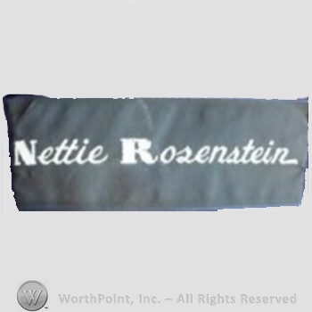 Clothing label : Nettie Rosenstein.