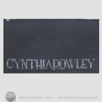Clothing label : Cynthia Rowley.