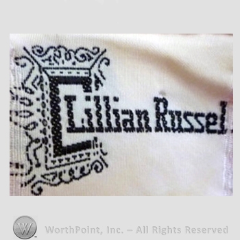 Clothing label : Lillian Russell.