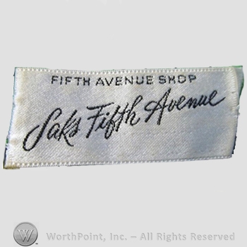 Clothing label : Saks Fifth Avenue.
