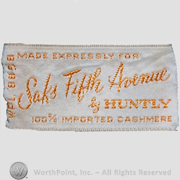 Clothing label : Saks Fifth Avenue.