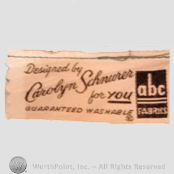 Clothing label : Carolyn Schnurer.