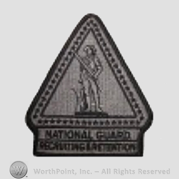 US Army Shoulder Sleeve Insignia: Army National Guard Recruiting and Retention Force.