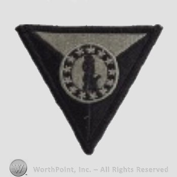 US Army Shoulder Sleeve Insignia: Army National Guard Training Center Garrison Command.