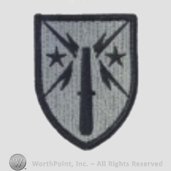US Army Shoulder Sleeve Insignia: Fires Center of Excellence.
