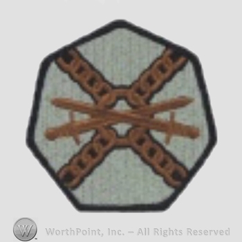 US Army Shoulder Sleeve Insignia: Installation Management Command.