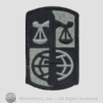 US Army Shoulder Sleeve Insignia: Legal Services Agency .