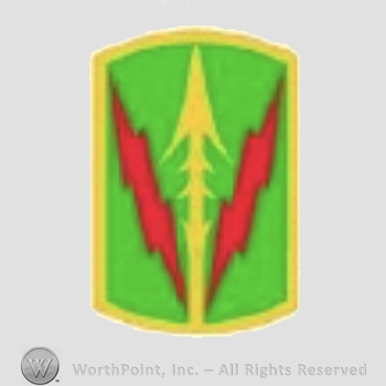 US Army Shoulder Sleeve Insignia: Military Police Brigade, Hawaii.