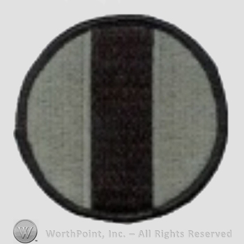 US Army Shoulder Sleeve Insignia: US Army Training and Doctrine Command.