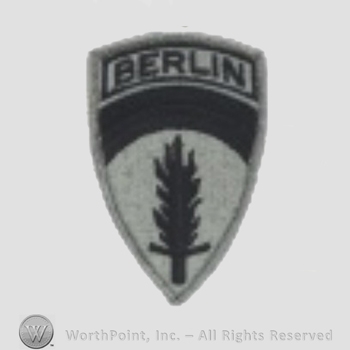 US Army Shoulder Sleeve Insignia: US Army Berlin.