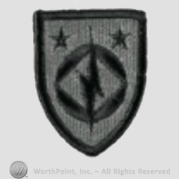 US Army Shoulder Sleeve Insignia: US Army Computer Systems Command.