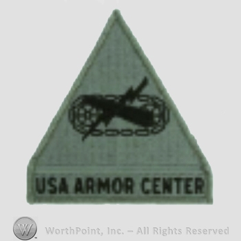 US Army Shoulder Sleeve Insignia: Armor Center.