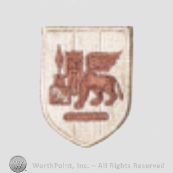 US Army Shoulder Sleeve Insignia: Africa/Southern European Task Force.