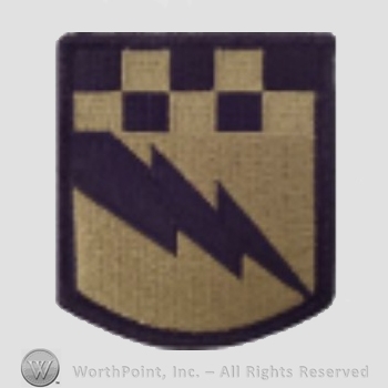 US Army Shoulder Sleeve Insignia: 525th Battlefield Surveillance Brigade.