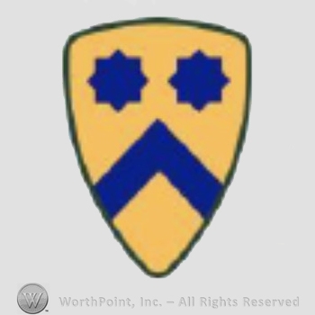 US Army Shoulder Sleeve Insignia: 2nd Cavalry Division.