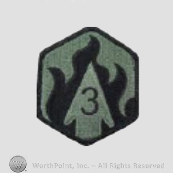 US Army Shoulder Sleeve Insignia: 3rd Chemical Brigade.