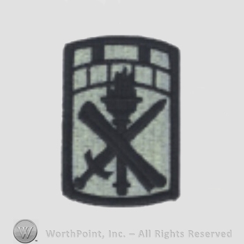 US Army Shoulder Sleeve Insignia: 351st Civil Affairs Command.