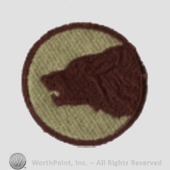 US Army Shoulder Sleeve Insignia: 104th Training Division.