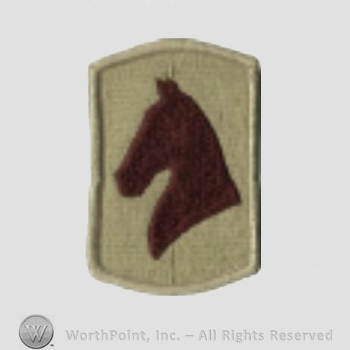US Army Shoulder Sleeve Insignia: 138th Field Artillery Brigade.