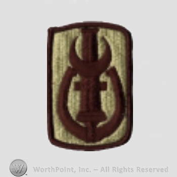 US Army Shoulder Sleeve Insignia: 151st Field Artillery Brigade.