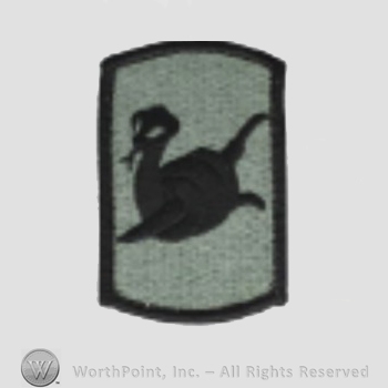 US Army Shoulder Sleeve Insignia: 153rd Field Artillery Brigade.