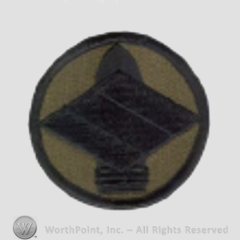 US Army Shoulder Sleeve Insignia: 142nd Fires Brigade.