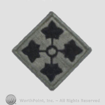 US Army Shoulder Sleeve Insignia: 4th Infantry Divission.
