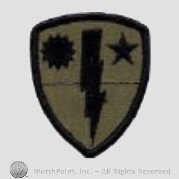 US Army Shoulder Sleeve Insignia:  75th Infantry Regiment.