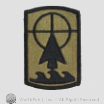 US Army Shoulder Sleeve Insignia: 157th Maneuver Enhancement Brigade.