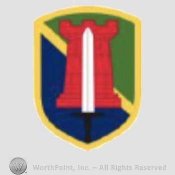 US Army Shoulder Sleeve Insignia: 204th Maneuver Enhancement Brigade.