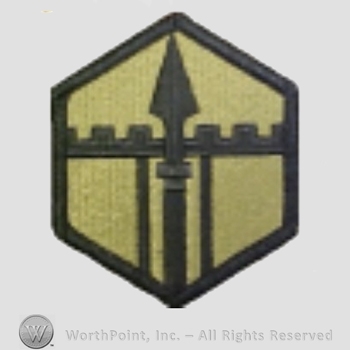US Army Shoulder Sleeve Insignia: 301st Maneuver Enhancement Brigade.