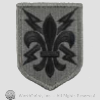 US Army Shoulder Sleeve Insignia: 205th Military Intelligence Brigade.