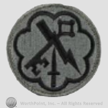 US Army Shoulder Sleeve Insignia: 207th Military Intelligence Brigade.