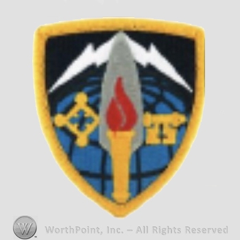 US Army Shoulder Sleeve Insignia: 706th Military Intelligence Group.