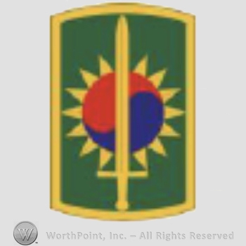 US Army Shoulder Sleeve Insignia: 8th Military Police Brigade.
