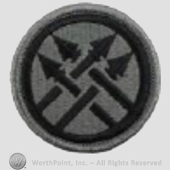US Army Shoulder Sleeve Insignia: 220th Military Police Brigade.