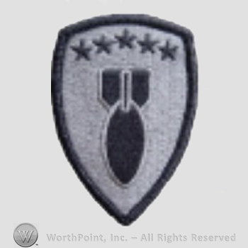 US Army Shoulder Sleeve Insignia: 71st Ordnance Group.