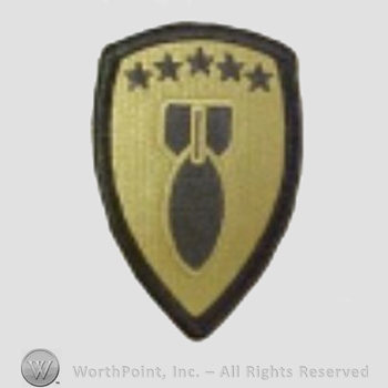US Army Shoulder Sleeve Insignia: 71st Ordnance Group.