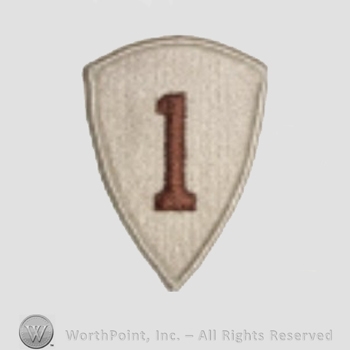 US Army Shoulder Sleeve Insignia: 1st Personnel Command.